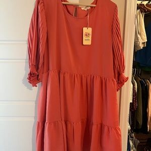 Entro Knee-length dress
